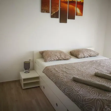 Erzen Apartment Medulin